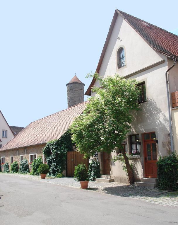 Kreuzerhof Hotel Garni Ротенбург-на-Таубере Экстерьер фото